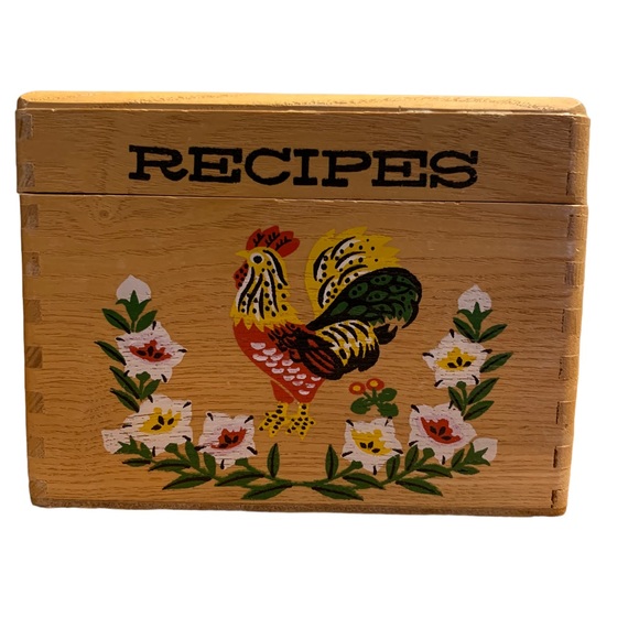 Vintage recipe box with rooster painting - Picture 2 of 10